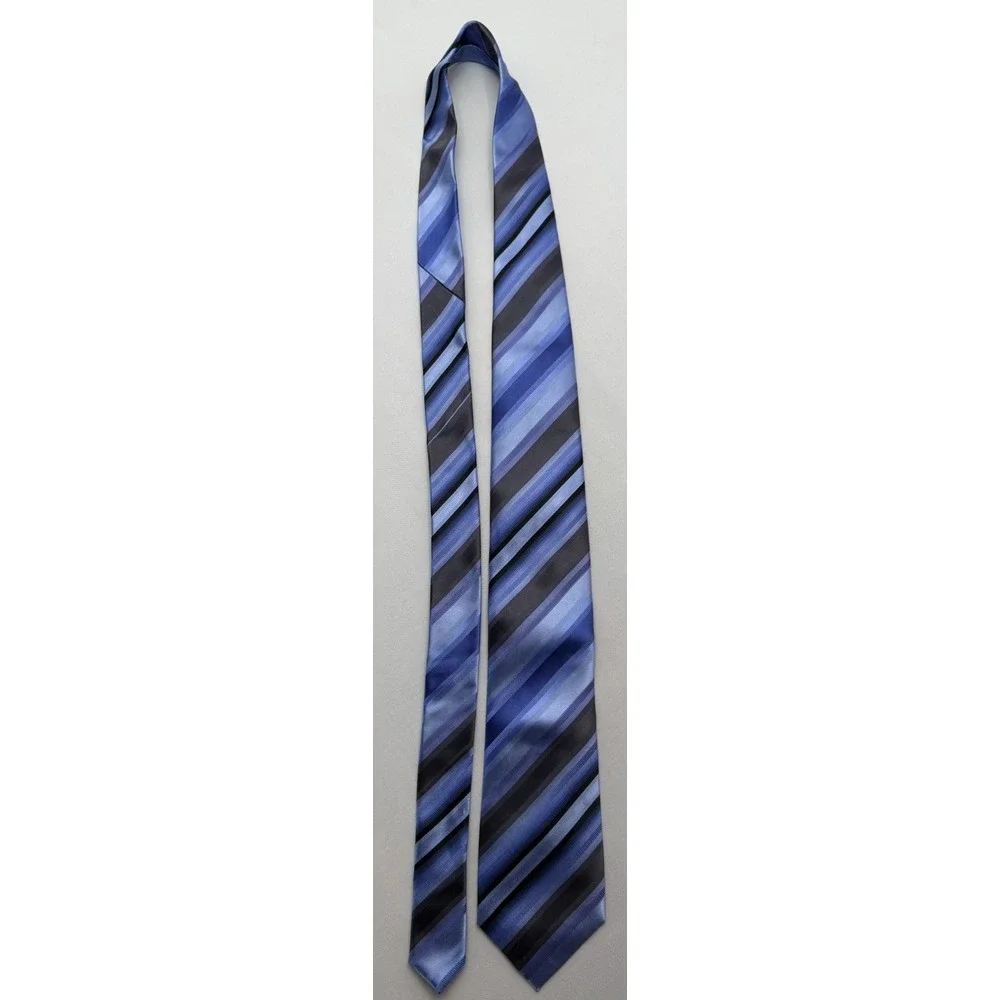 Kenneth Cole Shades Of Blue Men's Silk Necktie 57